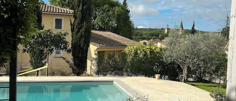 Piscine extérieure
