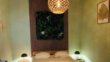 Acceso a internet y ropa de cama