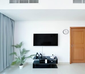 Apartment (1 Bedroom) | Interior - Prestige Marina Living 1BR Balcony, Pool & Gym (Dubai)