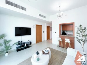 Apartment (1 Bedroom) | Interior - Prestige Marina Living 1BR Balcony, Pool & Gym (Dubai)