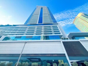 Interior - Marina Vida Luxury 1BR Balcony & Prime Location (Dubai)