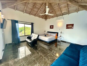 Smart TV - 3-bedroom villa in beautiful Rio San Juan with cool breeze (Rio San Juan)