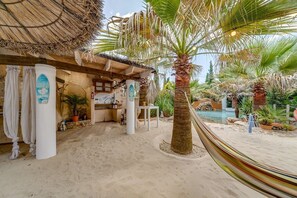 Property grounds - Rural House 'Es Pou De Son Vent' with Private Pool, Terrace & Wi-Fi (Santa Maria del Camí)