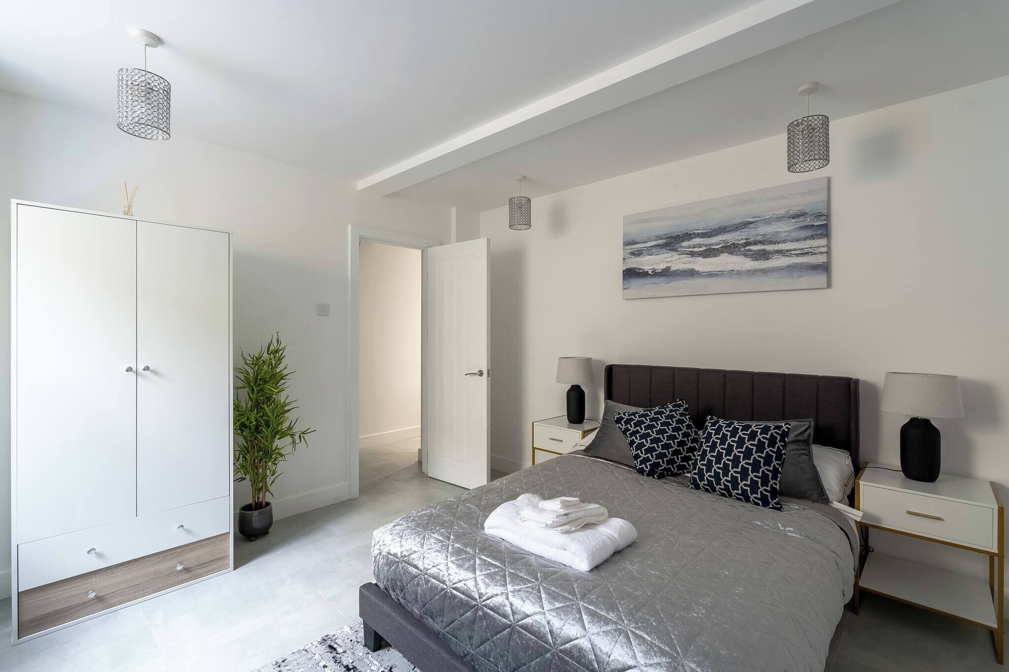 Apartment, 2 Bedrooms, Smoking, City View | 2 bedrooms