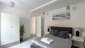 Apartamento, 2 quartos, para fumantes, vista para a cidade | 2 quartos