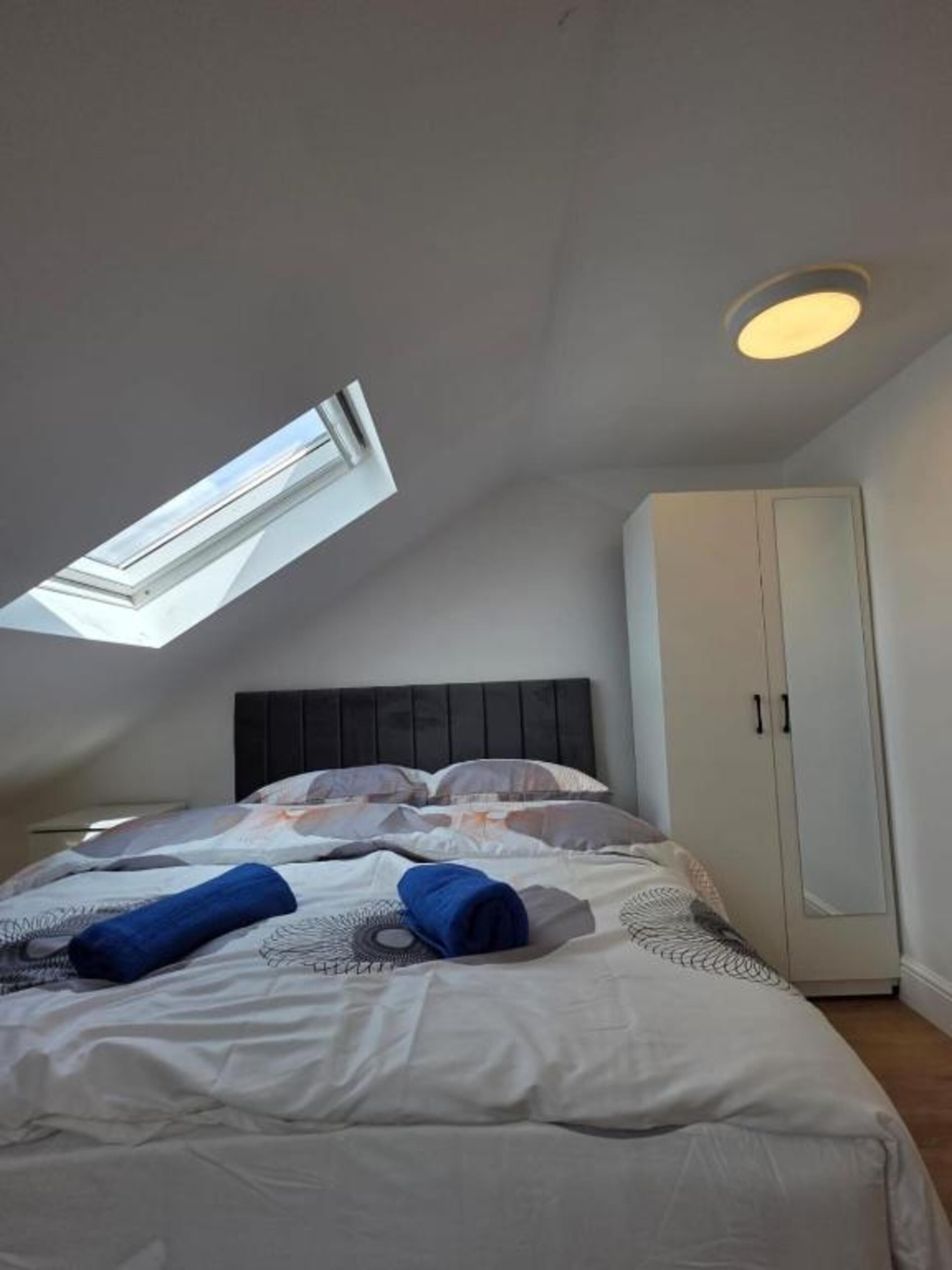 Standard Double Studio | Iron/ironing board, free WiFi, bed sheets