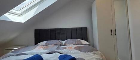 Standard Double Studio | Strykejern/-brett, wi-fi (inkludert) og sengetøy