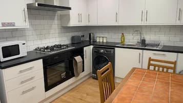 Standard Double Room | Private kitchen