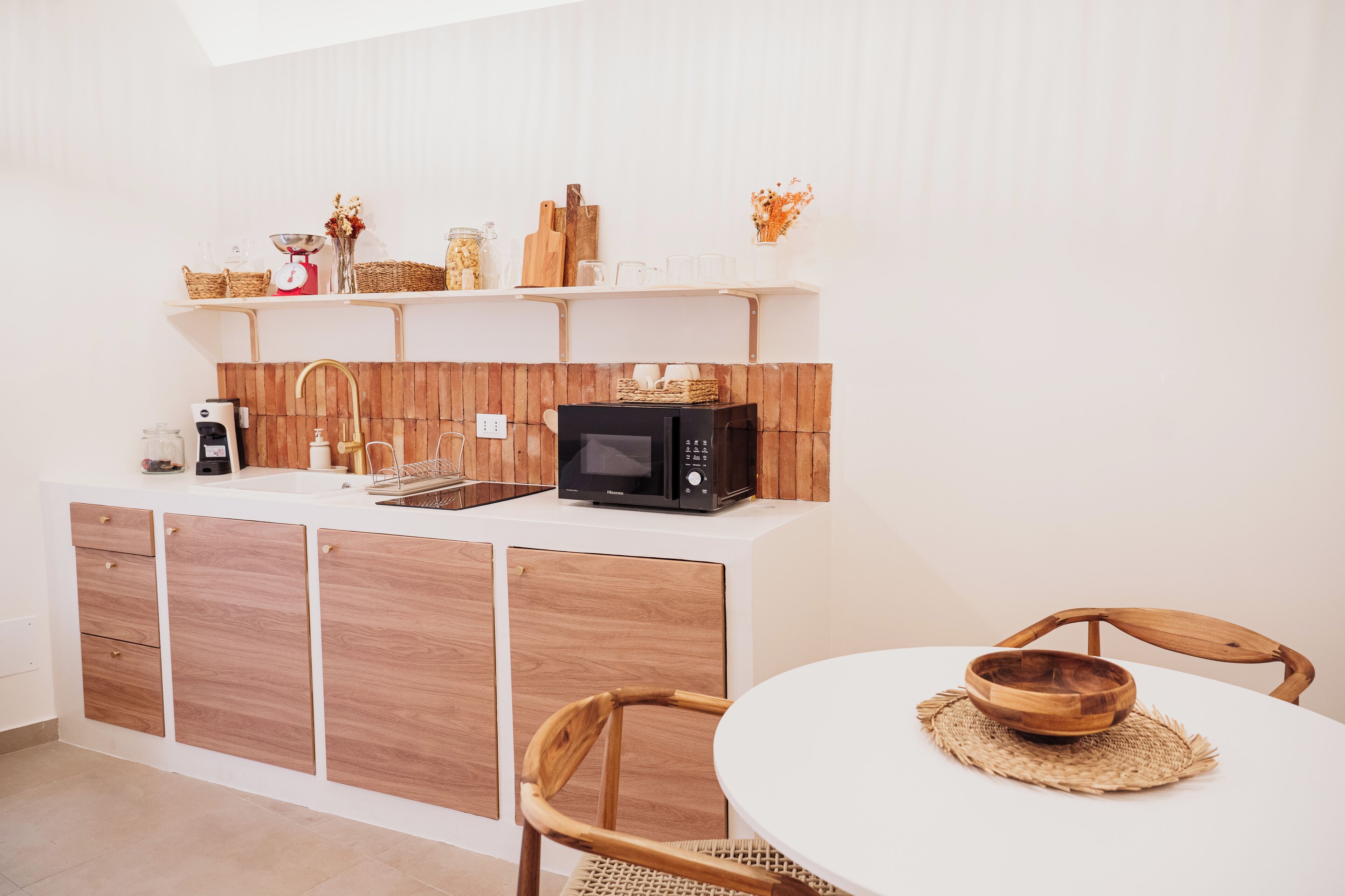 Superior House, Balcony | Dining