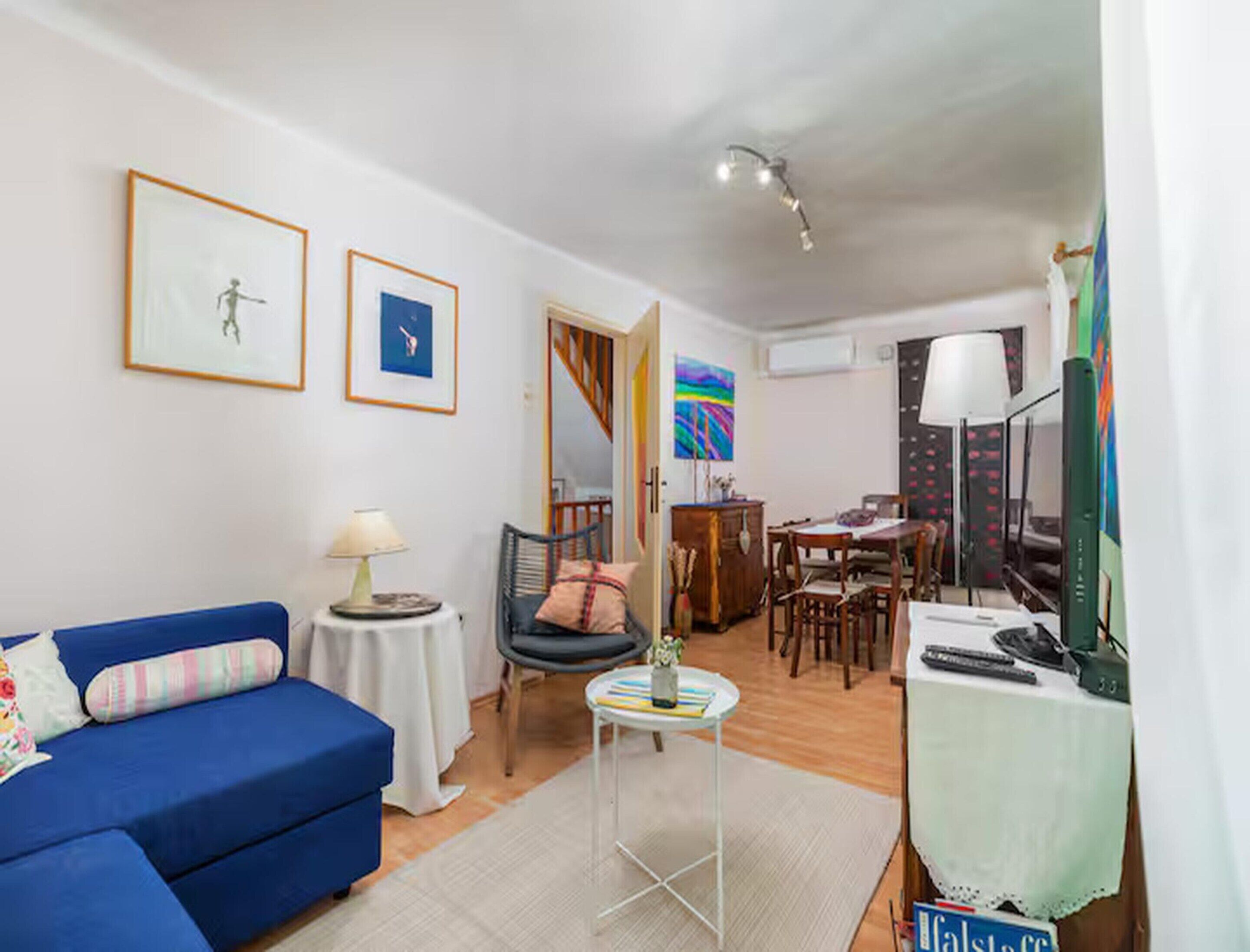 غرفة المعيشة