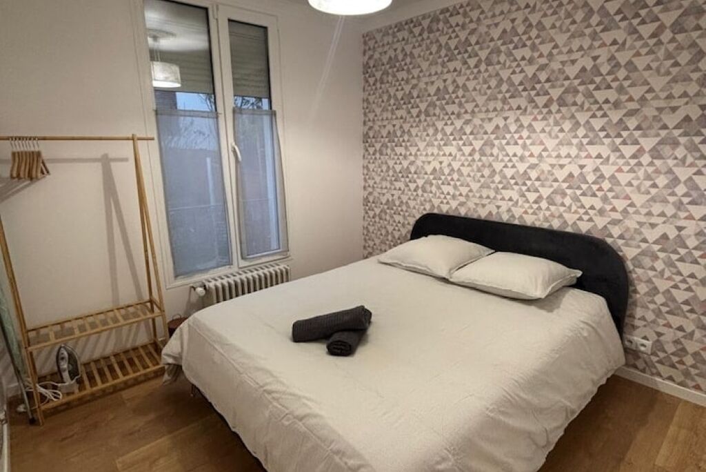 Fer et planche à repasser, Wi-Fi, draps fournis