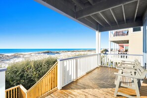 Property grounds - Gulf Front | Community Pools | Beach Boardwalk (Gulf Shores)