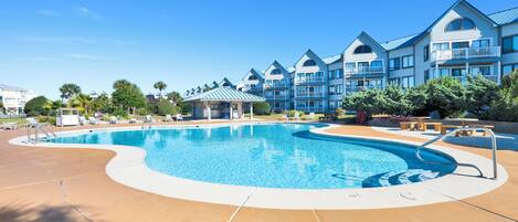 Et oppvarmet basseng