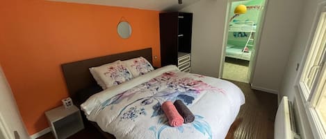 4 chambres, Wi-Fi, draps fournis