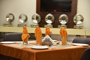 Free daily buffet breakfast  - Hotel Prince Residency  (Bhuj)