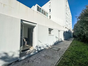 Exterior detail - Le Perregaux by Interhome (Le Lavandou)