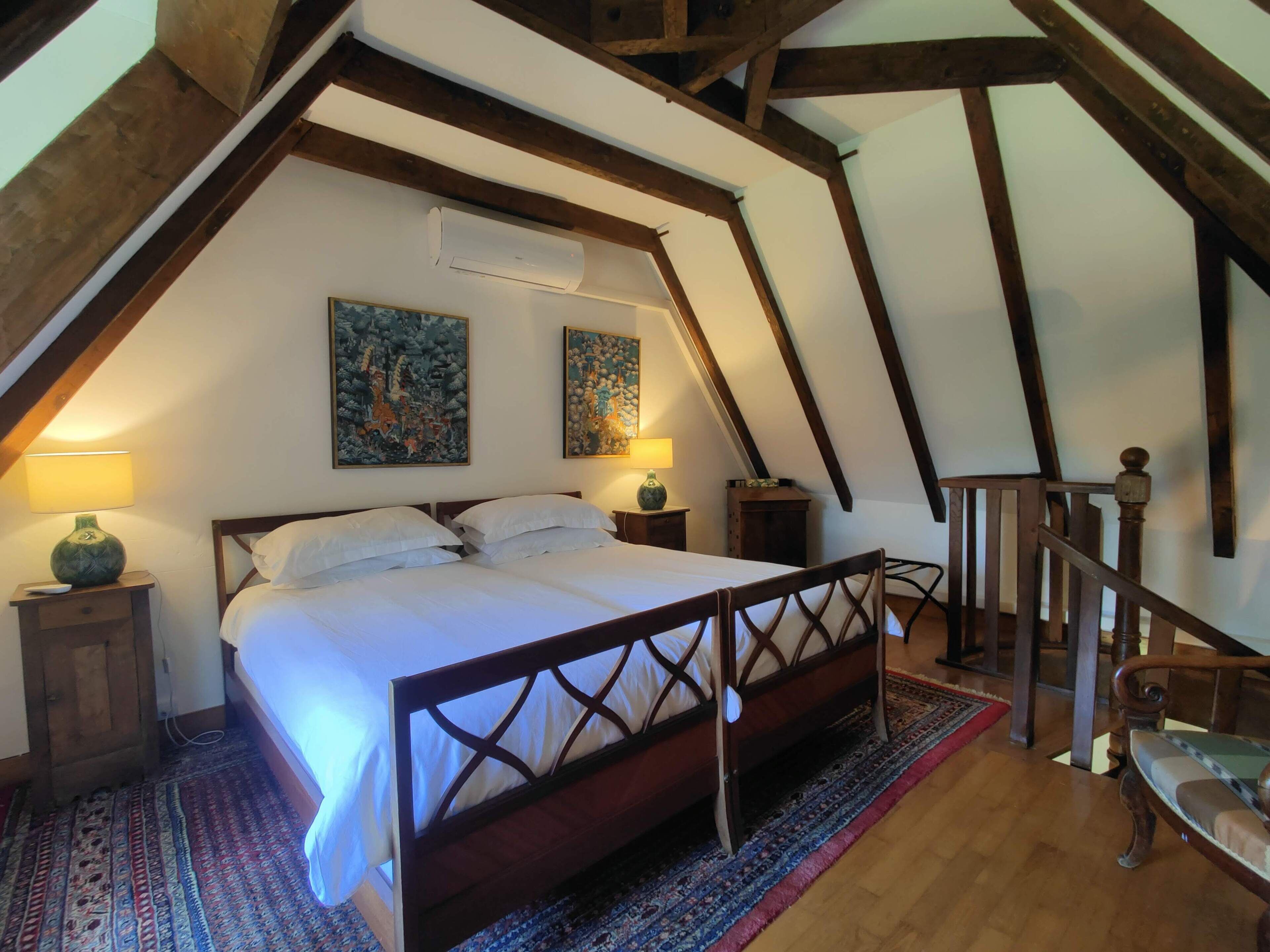 4 camere, ferro/asse da stiro, culla da viaggio, Wi-Fi gratuito