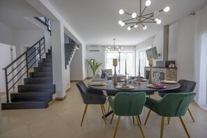 Dining - Velluto Private Villa (Albufeira)