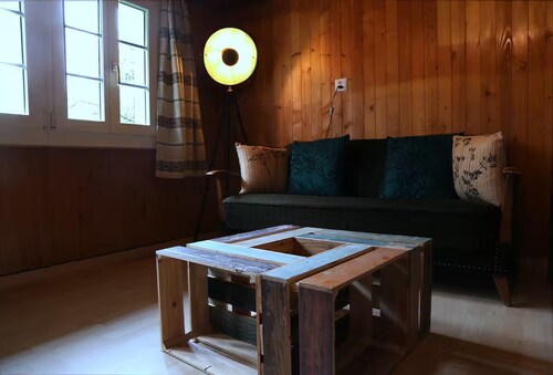 Cosy Vintage Apartment next to the horse stable