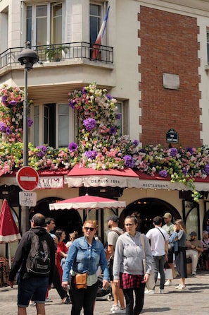Miscellaneous - Charming studio in the heart of Jules Joffrin, close to shops and metro. (Paris)