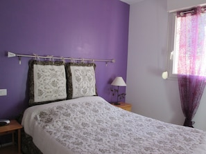 Iron/ironing board, Internet, bed sheets - Gite in the heart of the Périgord Noir (Tamniès)