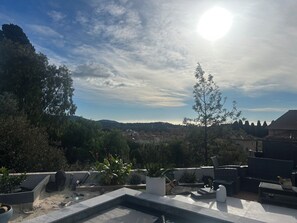 Property grounds - House with pool near the sea (La Garde)