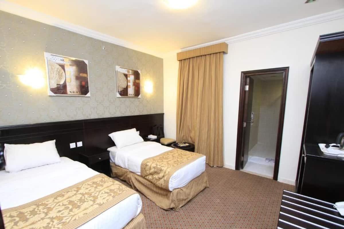 Deluxe Double Room | Free WiFi