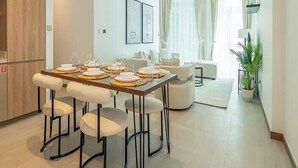 Zimmer, Balkon, Seeblick | Eigene Küche | Espressomaschine