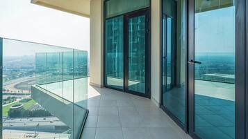 Apartment, Balcony, Lake View | Property grounds