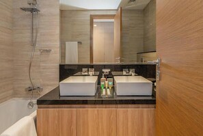 Bathroom - Elegant High Floor 2BR Urban Oasis (Dubai)