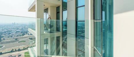 Room, Balcony, Lake View | Property grounds