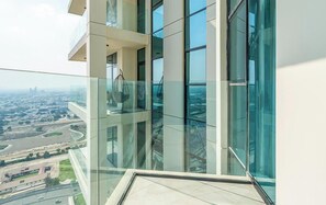 Apartment, Balkon, Seeblick | Unterkunftsgelände