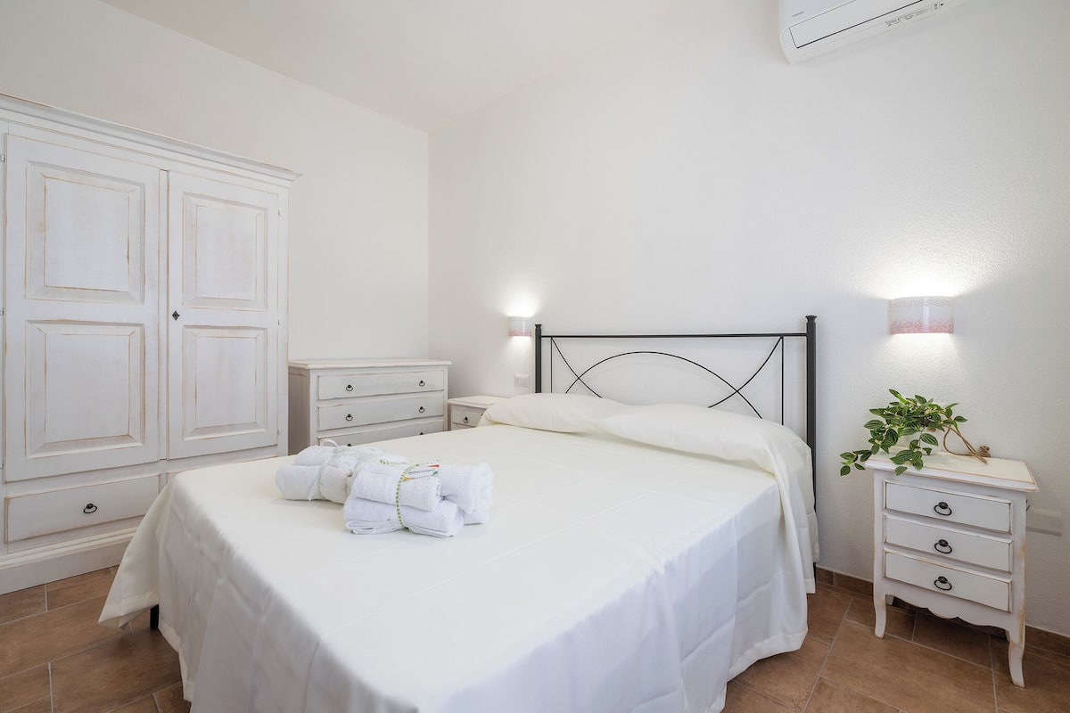 Chambre, 1 lit double | Accès au Wi-Fi (inclus)