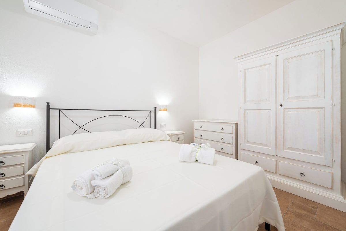 Chambre, 1 lit double | Accès au Wi-Fi (inclus)
