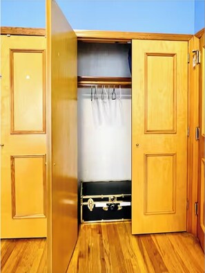 Interior - Upper West Side 2BR • Work-From-Home Ready • Ideal 1–4 Month Stay (New York)