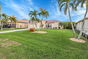 Exterior - 2814 SW 44th Ter (Cape Coral)