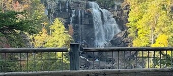 New Listing! Mountain Views - Fire pit - Walk to downtown Cashiers