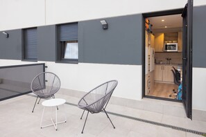 Basic Studio - Stephouse Pozuelo Europa (Coslada)