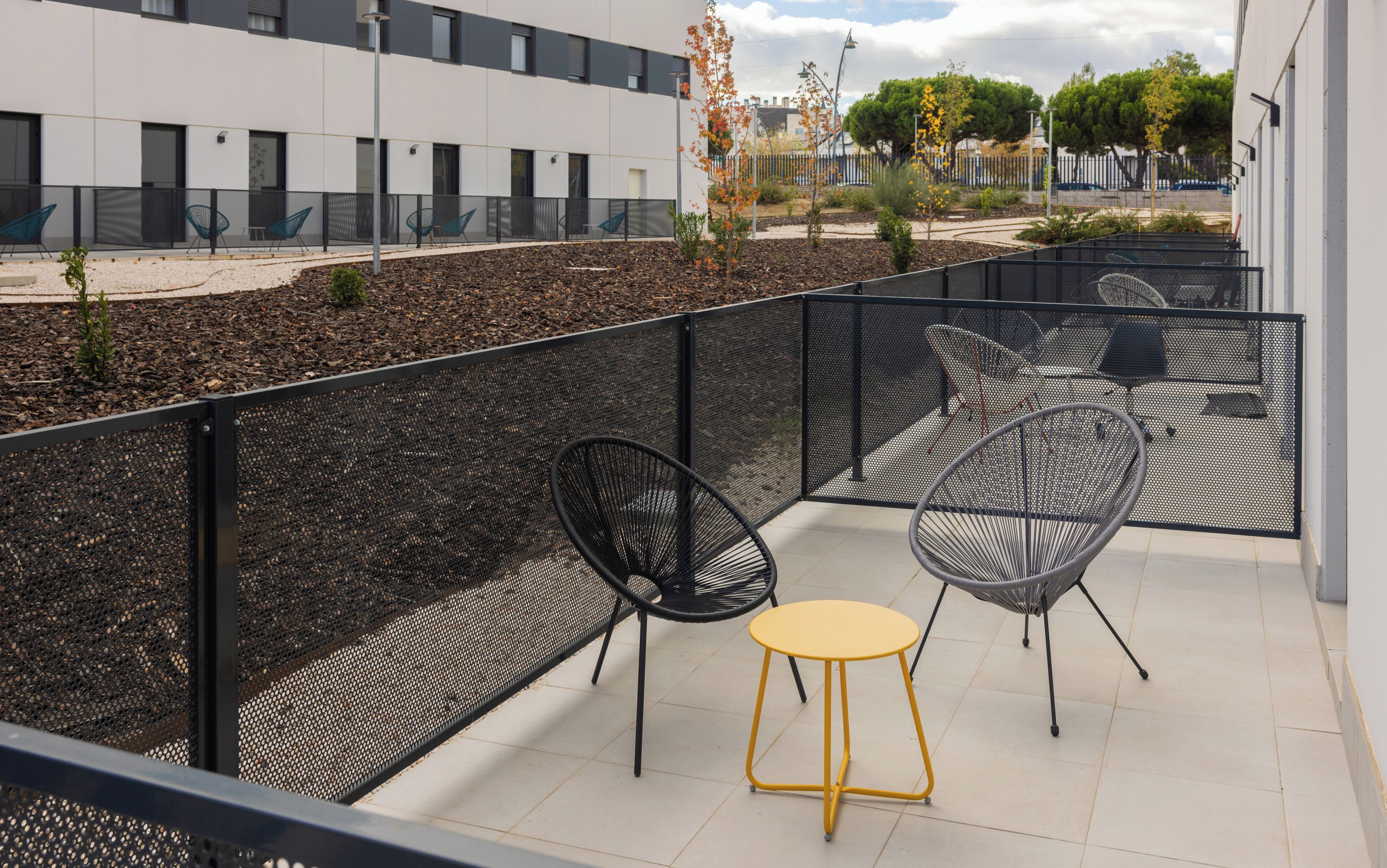 Basic Apartment | Desk, laptop workspace, soundproofing, free WiFi