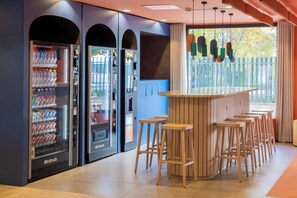 Bar (on property) - Stephouse Pozuelo Europa (Pozuelo de Alarcon)