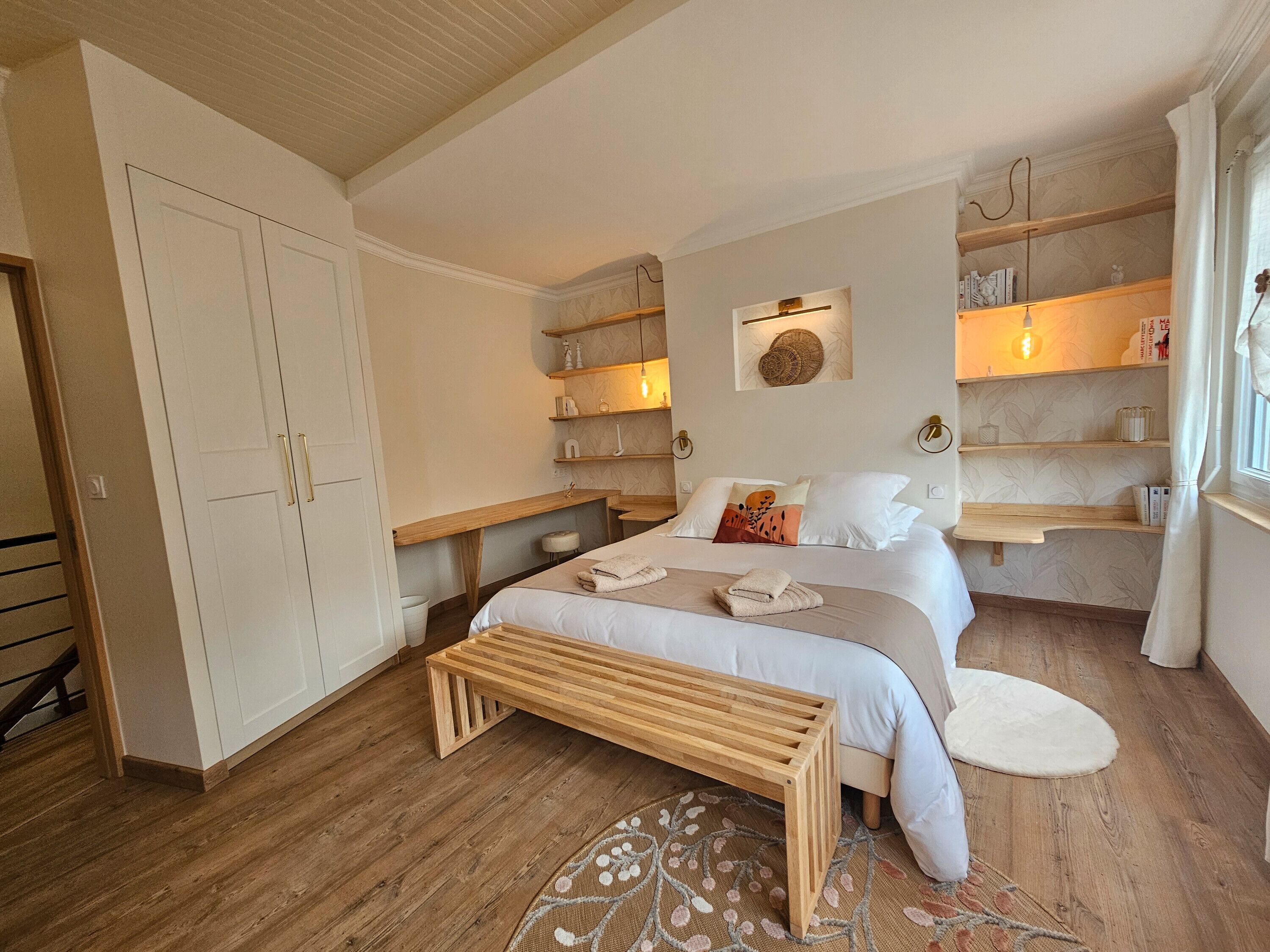 2 bedrooms, WiFi, bed sheets