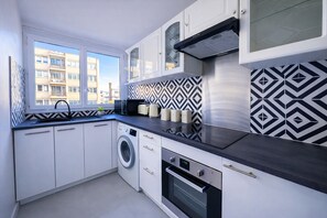 Private kitchen - Appartement pres du parc Montsouris (Paris)