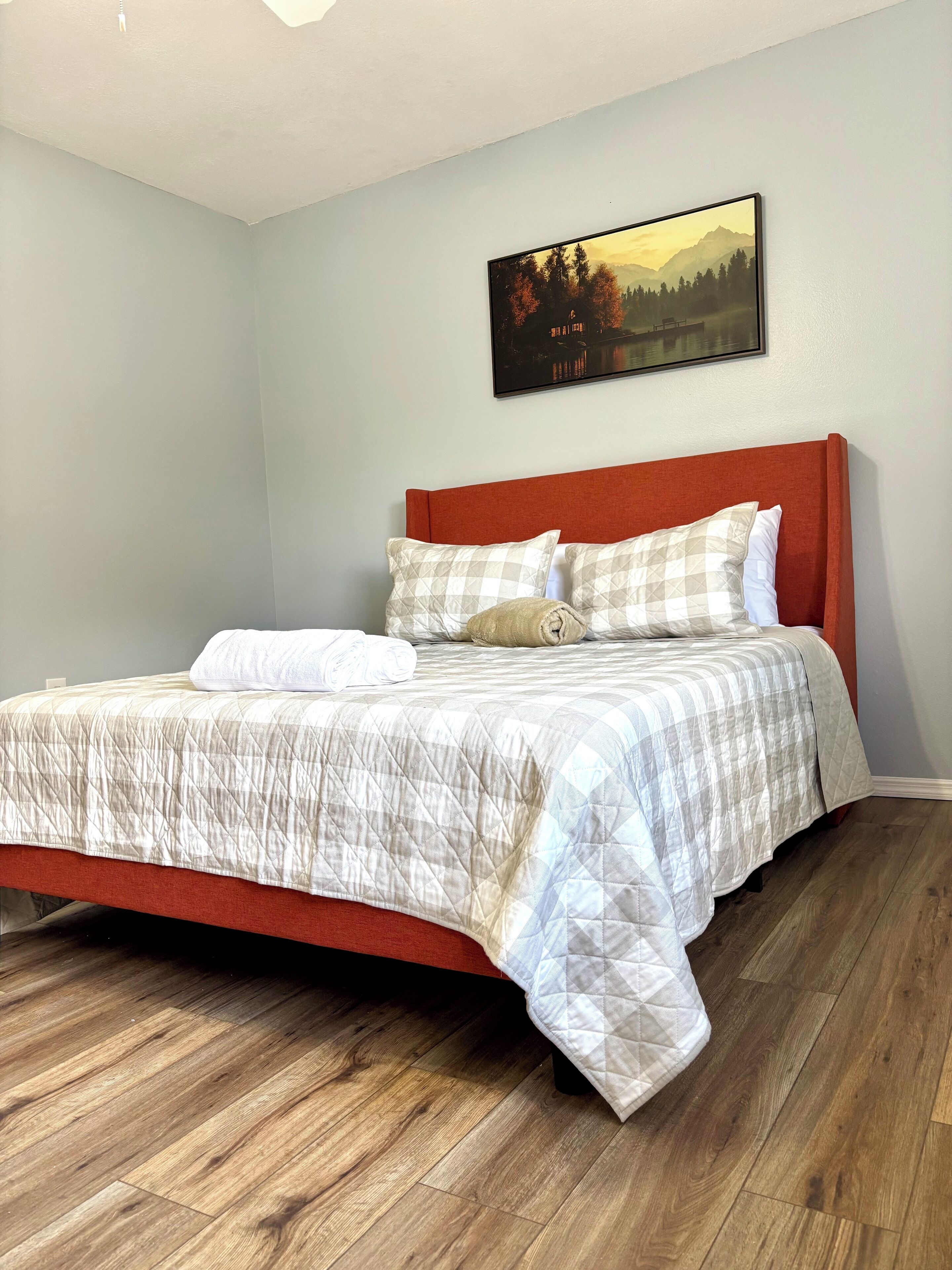 2 bedrooms, WiFi, bed sheets