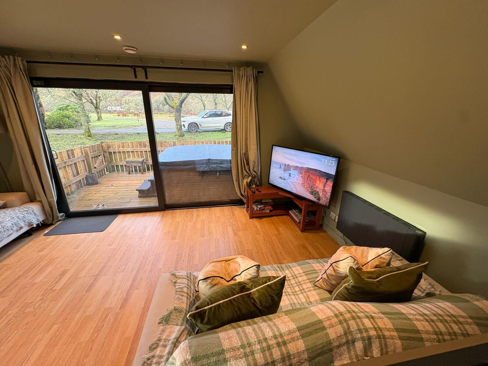 Living room / lounge 8