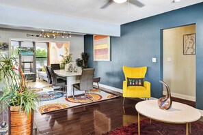 House, Multiple Beds, Kitchen, Pool View (Rainbow Falls House) | Interior - Rainbow Falls House For 8 (Oakland Park)