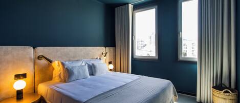 Căn hộ | Màn/rèm cản sáng, bàn ủi/dụng cụ ủi quần áo