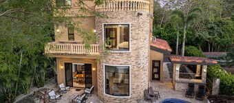 New Listing! Playa Panama Villa • 3 BR • Private Pool Villa