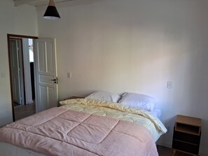 3 bedrooms, WiFi, bed sheets - Chalé Pedra Furada in Itatiaia National Park (Resende)