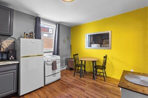 Private kitchen - The Row House Retreat | Suite B (St. John's)