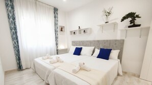 Room - YOUR OASIS NEAR MADRID WITH A HOT TUB AND SWIMMING POOL. (Villarejo de Salvanés)